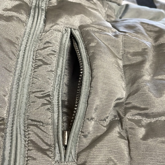 Eddie Bauer 550 Down Yukon Model Hooded Jacket Coat Pockets Gray Women's Medium - Picture 9 of 16